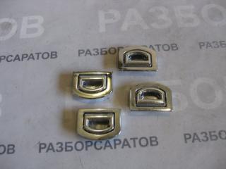 Запчасть крюк (петля) багажного отделения Volkswagen Touareg 2006
