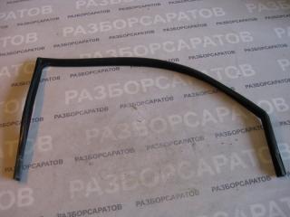 Уплотнитель стекла двери передний правый Skoda Octavia Tour 2007