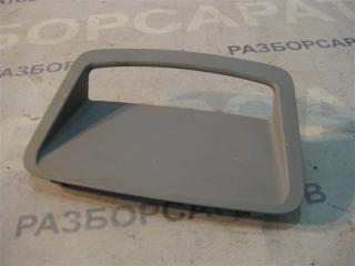 Запчасть накладка под стоп-сигнал Nissan Primera P12 2004