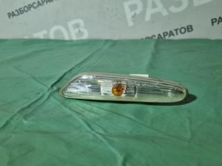 Запчасть повторитель на крыло правый BMW 3 E90 2011