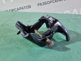 Запчасть петля двери задняя правая Citroen C4 2005