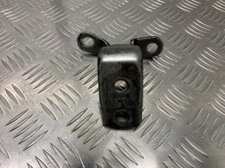Петля двери задняя правая Honda CR-V 2010 контрактная Петля двери задняя правая Honda CR-V 2010
