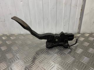 Запчасть педаль газа Peugeot 4007 2013