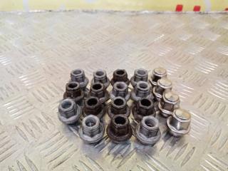 Запчасть гайка колеса Ford Focus 2009