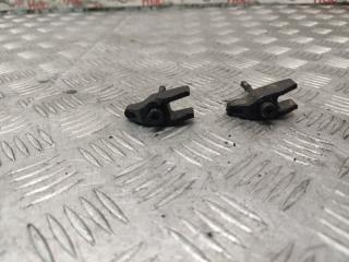 Крепление форсунки Honda CR-V 2008