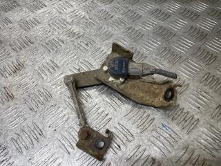 Датчик высоты дорожного просвета задний Honda CR-V 2013 контрактная Датчик высоты дорожного просвета задний Honda CR-V 2013