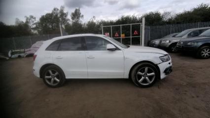 Балонник Q5 2010 8RB CAHA