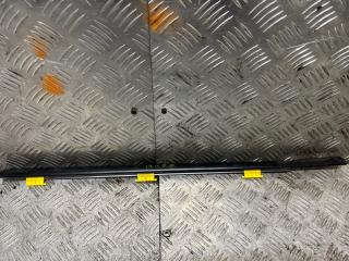 Молдинг на дверь задний правый Honda CR-V 2006