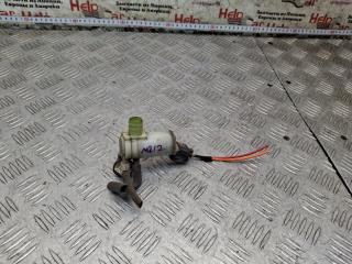 Фото запчасти насос омывателя стекла Honda CR-V 2010 контрактная запчасть Запчасть насос омывателя стекла Honda CR-V 2010