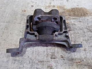 Запчасть подушка двигателя Ford Focus 2010