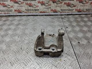 Запчасть кронштейн Honda CR-V 2005