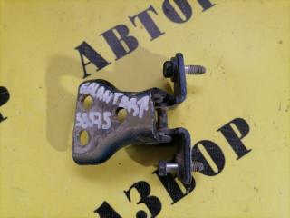 Фото запчасти петля двери задней правой верхняя MITSUBISHI GALANT 9 (DJ DM) 2003-2012 2008 Б/У запчасть Запчасть петля двери задней правой верхняя MITSUBISHI GALANT 9 (DJ DM) 2003-2012 2008