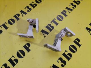 Фото запчасти петля двери SKODA RAPID 2013-2020 2015 Б/У запчасть Запчасть петля двери SKODA RAPID 2013-2020 2015