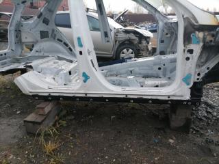 Порог со стойкой правый M-Class W166 2011-2015 2014 3.0 249 л/с om642.826 дизель