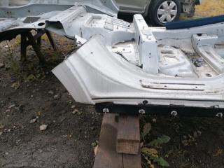 Порог со стойкой правый M-Class W166 2011-2015 2014 3.0 249 л/с om642.826 дизель