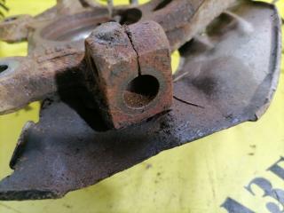 Кулак поворотный передний правый AVEO T300 2011-2015 2013 седан 1.6 F16D4 116 л/с