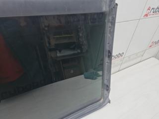 Стекло люка заднее Macan