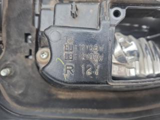 Фонарь правый Land Cruiser 200 Фонарь правый Land Cruiser 200