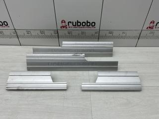 Внутренние накладки порогов Land Rover Range Rover 2009 контрактная Внутренние накладки порогов Land Rover Range Rover 2009