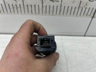 Кнопка старт-стоп RX 4 2017 AL20 2GR-FXS