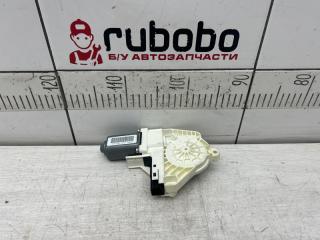 Запчасть моторчик стеклоподъемника задний левый Land Rover Range Rover Sport 2009