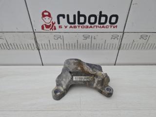 Кронштейн опоры КПП Ford Explorer 2012