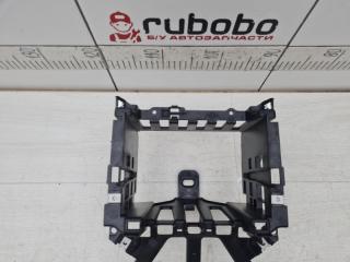 Кронштейн магнитолы Coupe 2013 R58 N18B16C