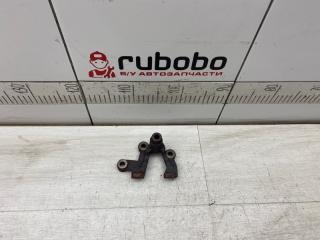 Запчасть кронштейн турбины Opel Insignia OPC 2010