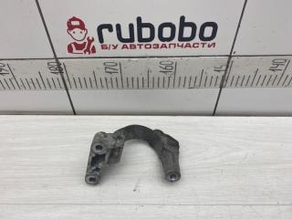 Кронштейн раздатки Opel Insignia OPC 2010