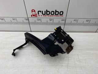 Кронштейн заднего бампера левый Land Rover Evoque 2012