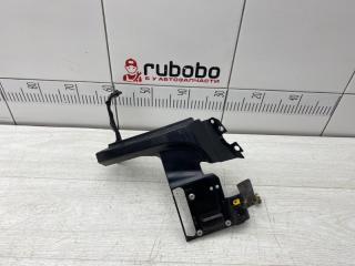 Кронштейн заднего бампера правый Land Rover Evoque 2012