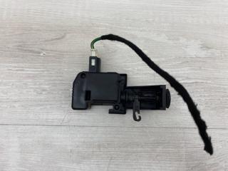 Активатор лючка бензобака E-Class 2010 C207 642.836