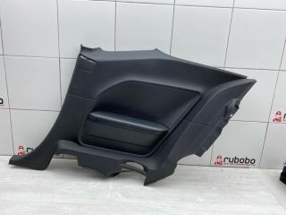 Обшивка стойки задняя правая Dodge Challenger 2011