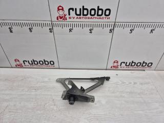 Кронштейн крыла левый BMW 7 2011 контрактная Кронштейн крыла левый BMW 7 2011