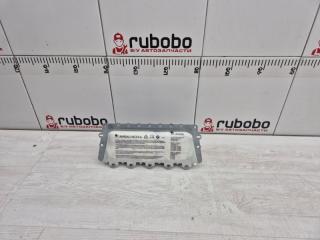 Подушка в торпедо BMW 7 2011