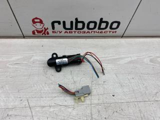 Фото запчасти датчик температуры воздуха Jaguar XF 2009 контрактная запчасть Запчасть датчик температуры воздуха Jaguar XF 2009