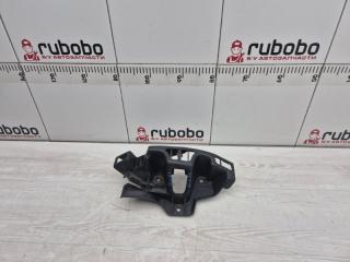 Кронштейн заднего бампера правый Land Rover Range Rover Sport 2010