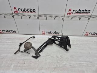 Кронштейн фары левый BMW 3 2013 контрактная Кронштейн фары левый BMW 3 2013