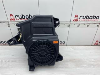 Сабвуфер Mercedes-Benz GL 2012