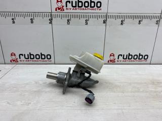 Главный тормозной цилиндр Jeep Grand Cherokee 2014