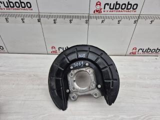 Кулак задний правый Jeep Cherokee 2018