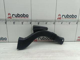 Патрубок воздушный левый BMW 7 2010
