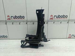 Кронштейн фары правый BMW 7 2010 контрактная Кронштейн фары правый BMW 7 2010