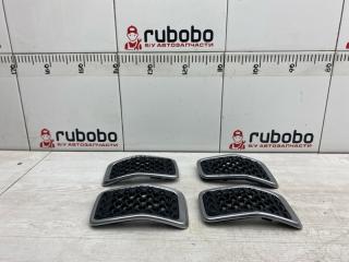 Решетка радиатора Jeep Cherokee 2018