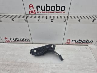 Кронштейн фары левый Land Rover Discovery 3 2005 контрактная Кронштейн фары левый Land Rover Discovery 3 2005