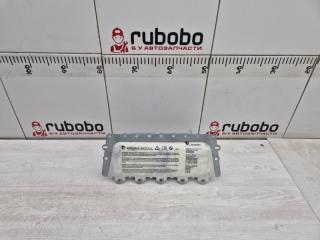 Подушка в торпедо BMW 7 2010