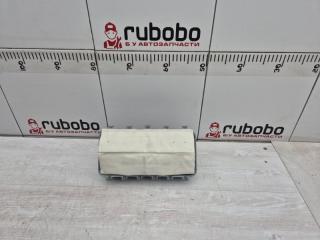 Подушка в торпедо Jeep Renegade 2016