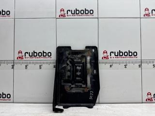 Кронштейн АКБ Cadillac Escalade 2008 контрактная Кронштейн АКБ Cadillac Escalade 2008