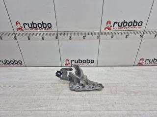 Кронштейн генератора Infiniti QX56 2011