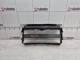 Дефлектор радиатора Land Rover DISCOVERY 4 2012 контрактная Дефлектор радиатора Land Rover DISCOVERY 4 2012